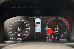 musta Volvo XC90 2020 kuva 26.