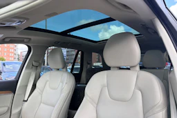 harmaa Volvo XC90 2021 kuva 6.