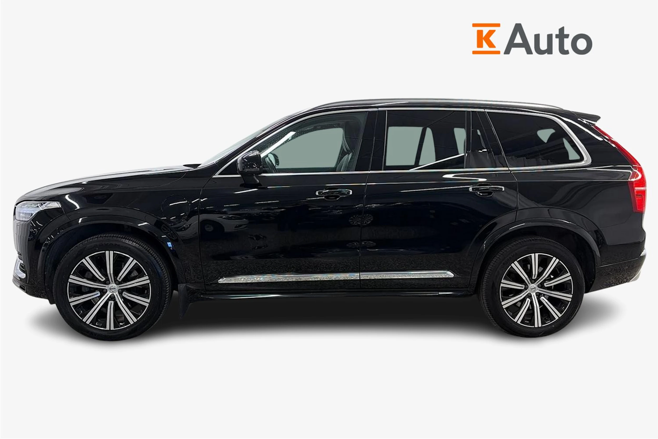 musta Volvo XC90 2021 kuva 5.