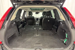 musta Volvo XC90 2021 kuva 14.