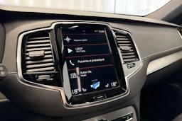 valkoinen Volvo XC90 2021 kuva 20.