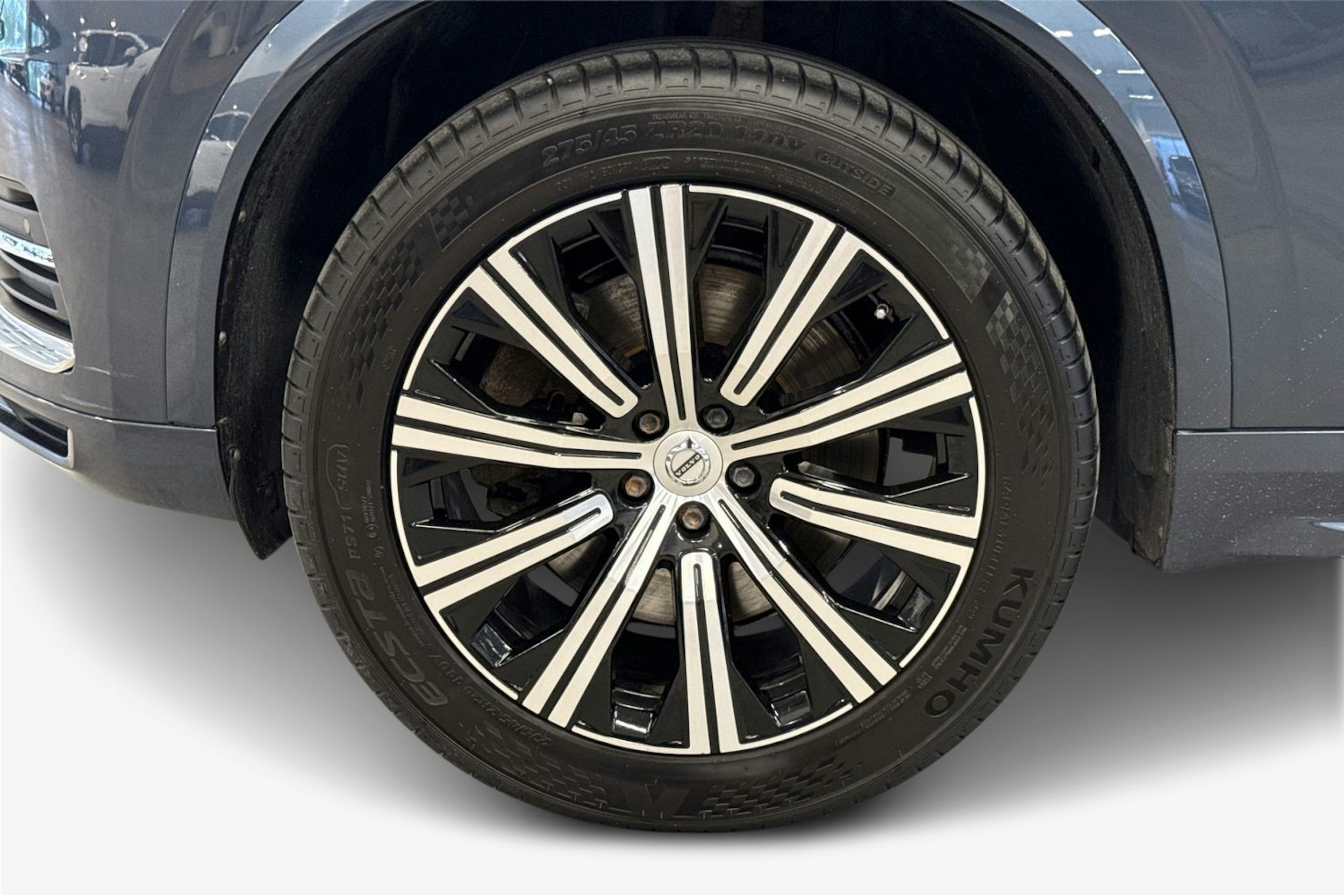 Sininen Volvo XC90 2021 kuva 11.