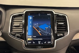 Sininen Volvo XC90 2021 kuva 18.