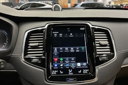 harmaa Volvo XC90 2022 kuva 25.