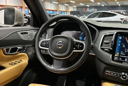 harmaa Volvo XC90 2022 kuva 31.