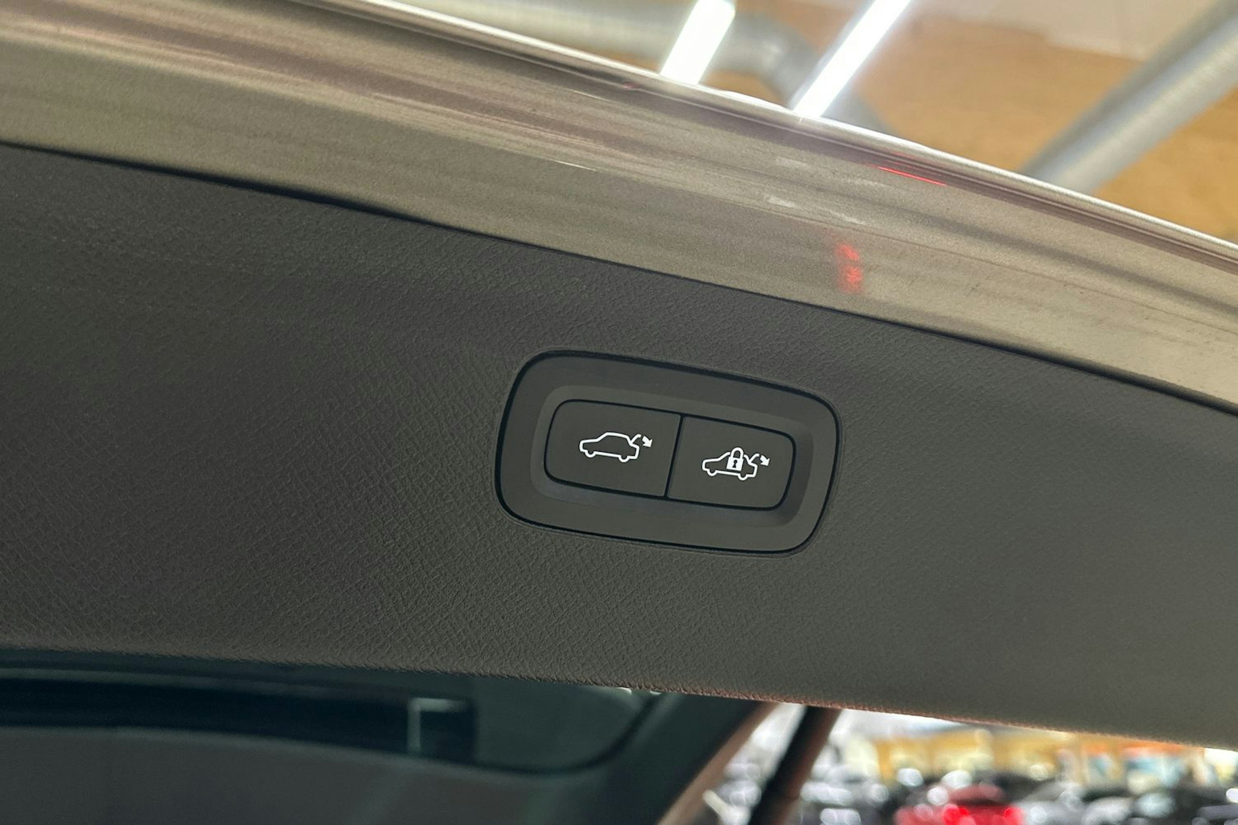 harmaa Volvo XC90 2022 kuva 40.