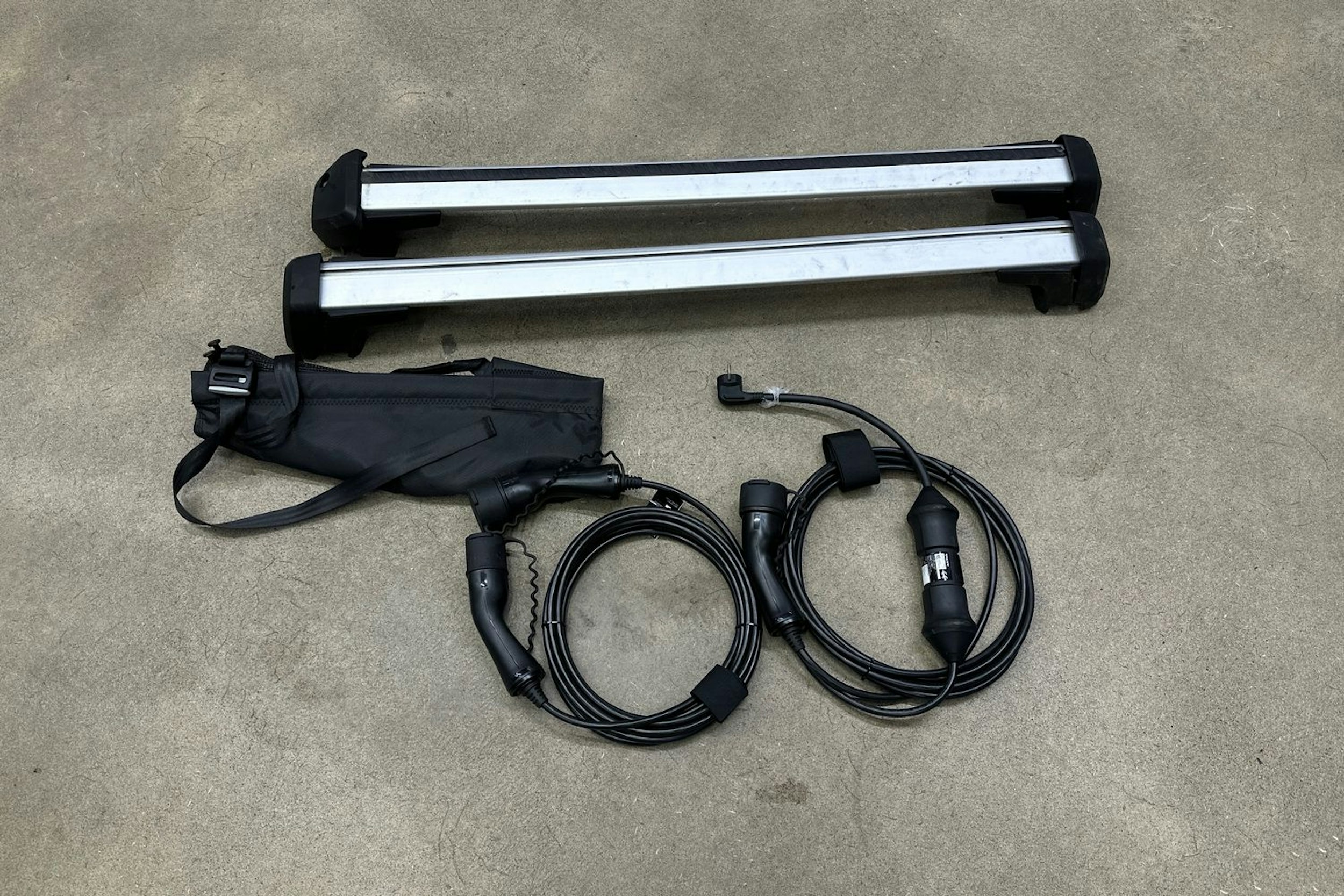 harmaa Volvo XC90 2022 kuva 41.