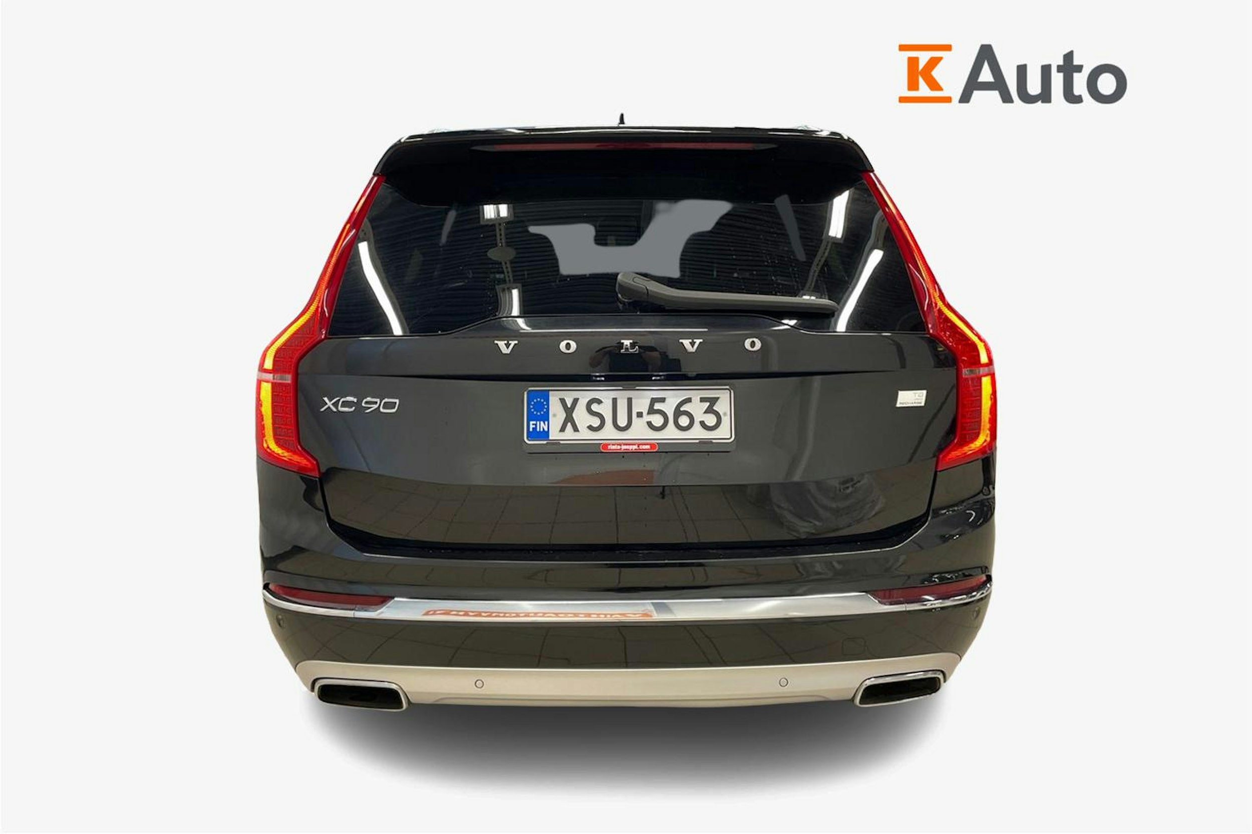 musta Volvo XC90 2021 kuva 3.