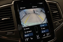 musta Volvo XC90 2021 kuva 19.