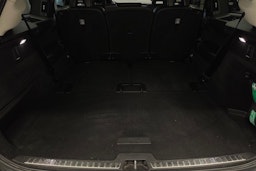 musta Volvo XC90 2021 kuva 20.