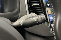 valkoinen Volvo XC90 2021 kuva 19.