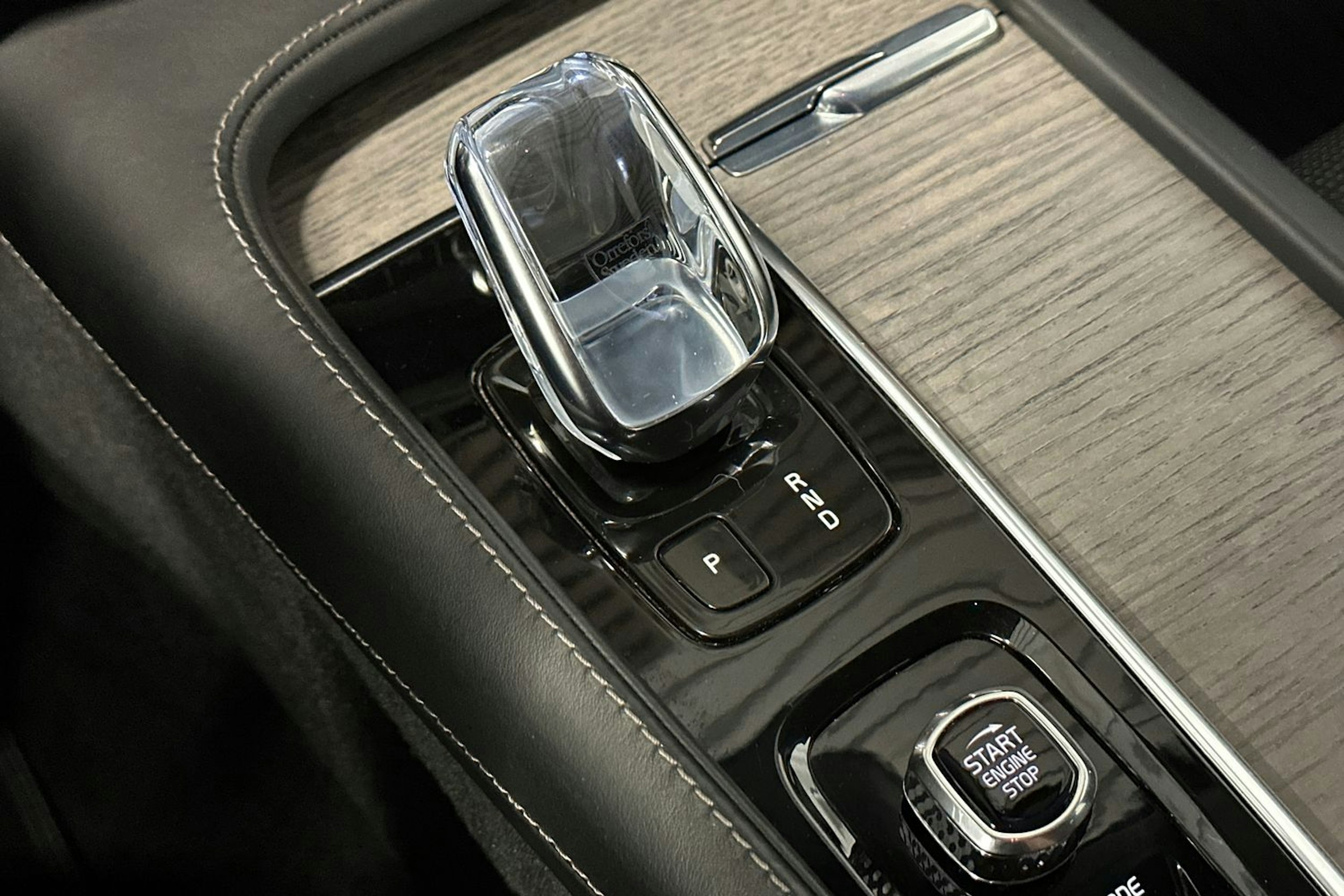 valkoinen Volvo XC90 2021 kuva 22.