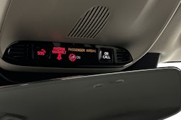 valkoinen Volvo XC90 2021 kuva 30.