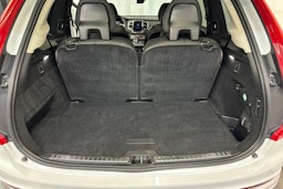 valkoinen Volvo XC90 2021 kuva 35.