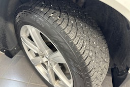 valkoinen Volvo XC90 2021 kuva 40.