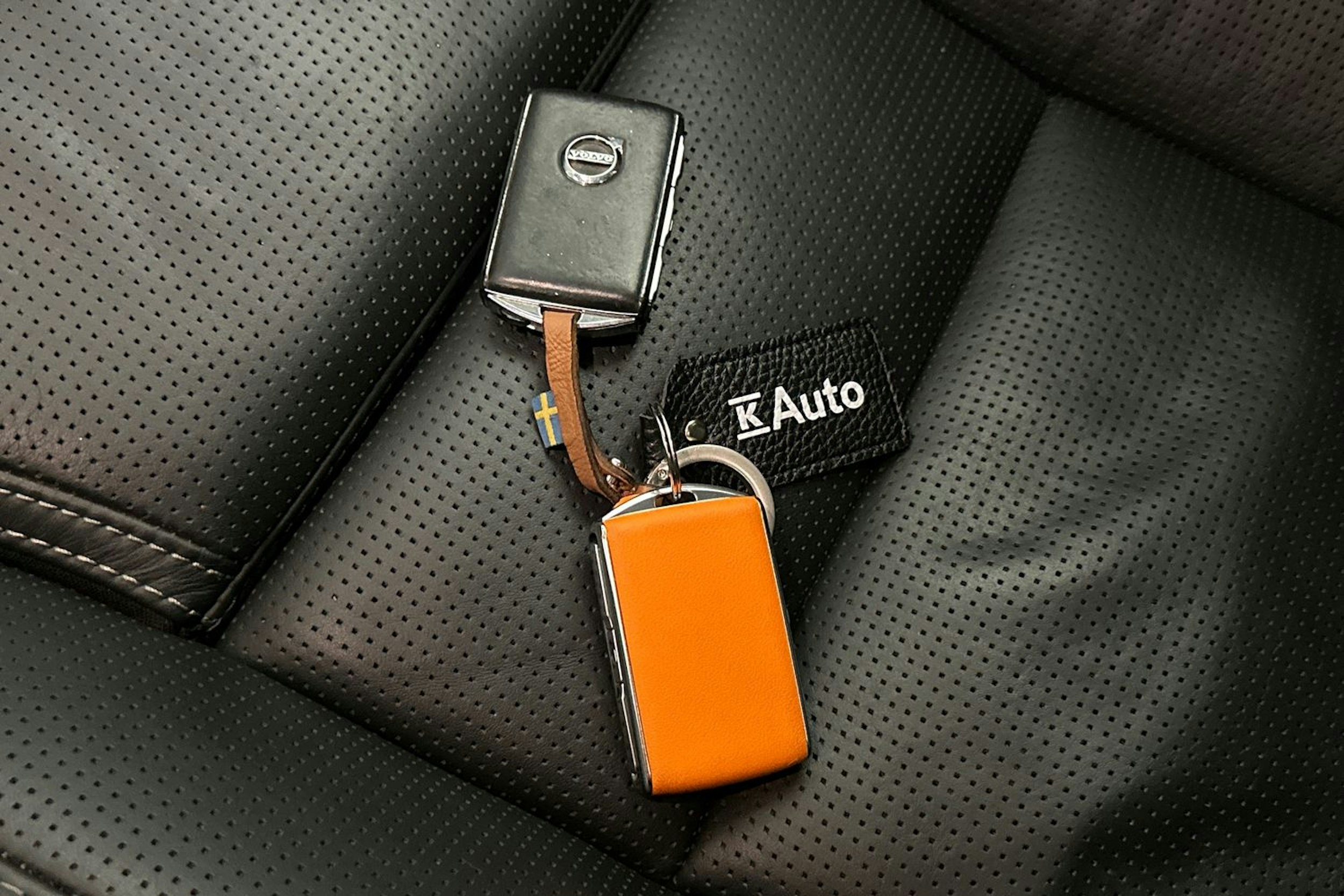 valkoinen Volvo XC90 2021 kuva 44.