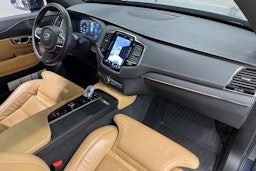 sininen Volvo XC90 2022 kuva 31.