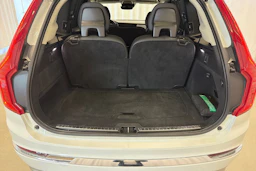 harmaa Volvo XC90 2022 kuva 21.