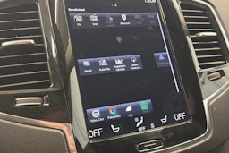 harmaa Volvo XC90 2022 kuva 33.