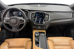 Harmaa Volvo XC90 2022 kuva 7.