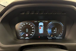 Harmaa Volvo XC90 2022 kuva 23.