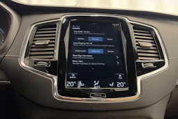 Harmaa Volvo XC90 2022 kuva 34.