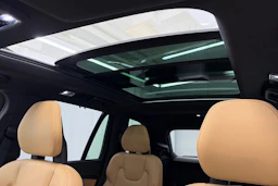 Harmaa Volvo XC90 2022 kuva 40.