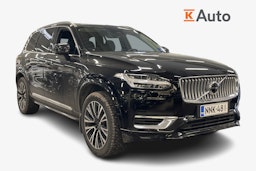 musta Volvo XC90 2022 kuva 1.