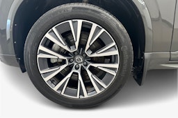 harmaa Volvo XC90 2022 kuva 11.