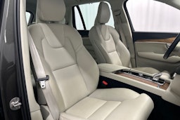 harmaa Volvo XC90 2022 kuva 14.