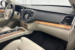 harmaa Volvo XC90 2022 kuva 15.