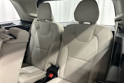 harmaa Volvo XC90 2022 kuva 19.