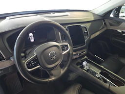 musta Volvo XC90 2023 kuva 3.