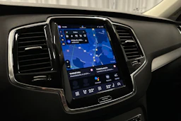 harmaa Volvo XC90 2023 kuva 18.