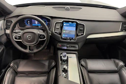 Musta Volvo XC90 2023 kuva 7.