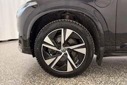 Musta Volvo XC90 2023 kuva 10.