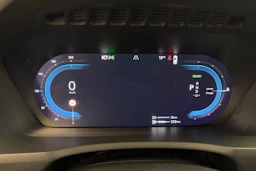 Musta Volvo XC90 2023 kuva 19.