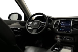 musta Volvo XC90 2023 kuva 9.