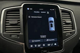 musta Volvo XC90 2024 kuva 25.