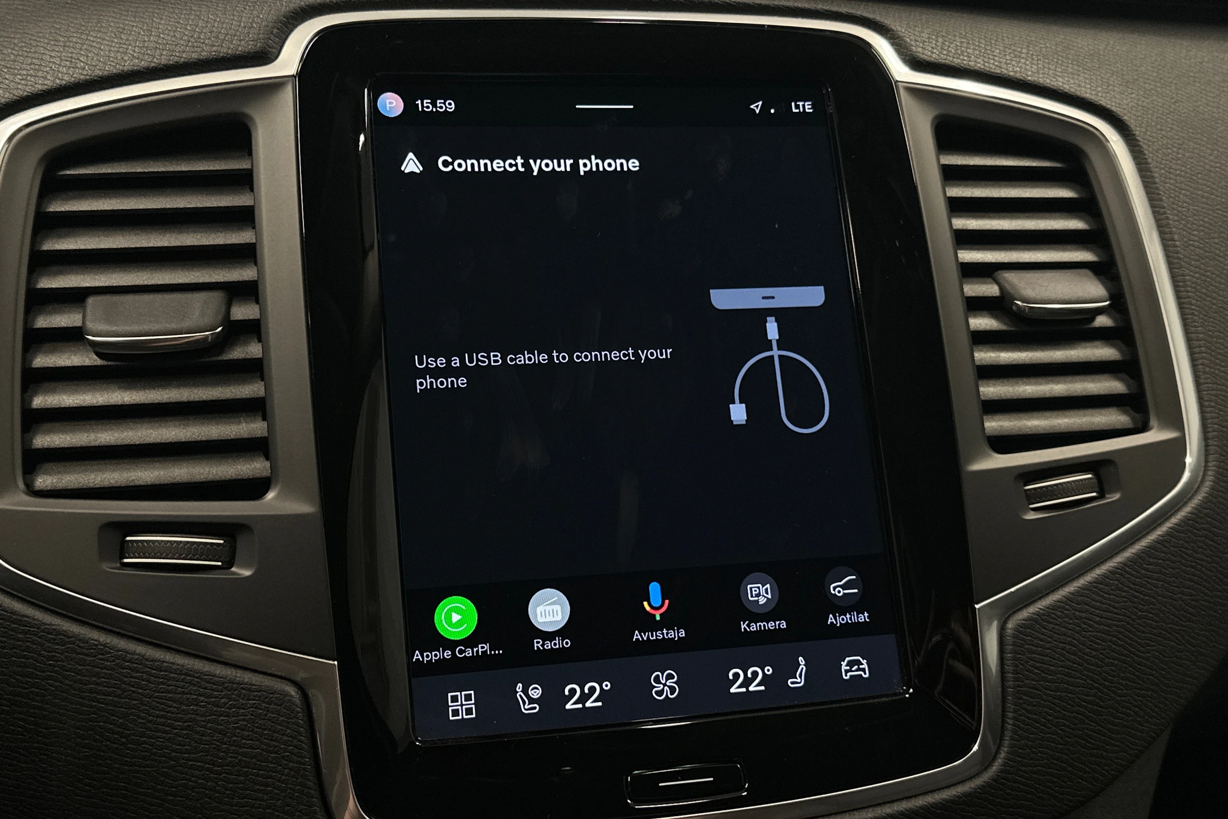 musta Volvo XC90 2024 kuva 26.