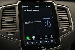 musta Volvo XC90 2024 kuva 26.