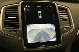 musta Volvo XC90 2024 kuva 28.