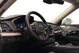 valkoinen Volvo XC90 2024 kuva 6.