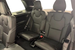 harmaa Volvo XC90 2024 kuva 12.