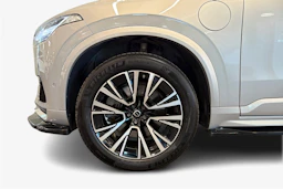 harmaa Volvo XC90 2024 kuva 9.