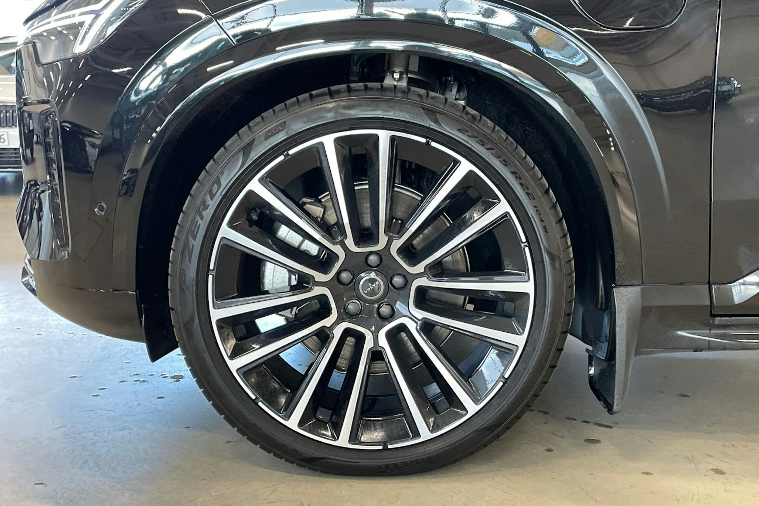 musta Volvo XC90 2026 kuva 11.