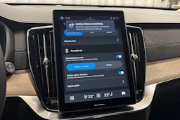 musta Volvo XC90 2026 kuva 21.