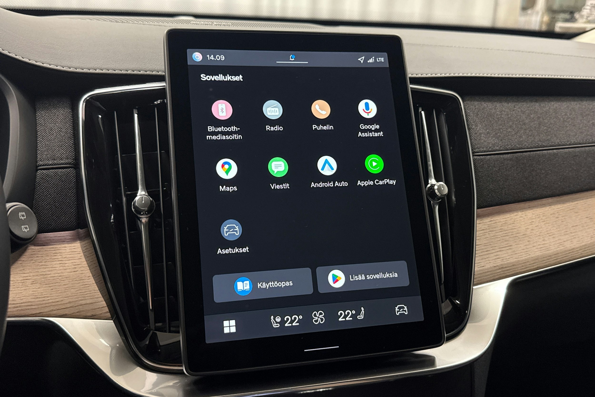 musta Volvo XC90 2026 kuva 22.