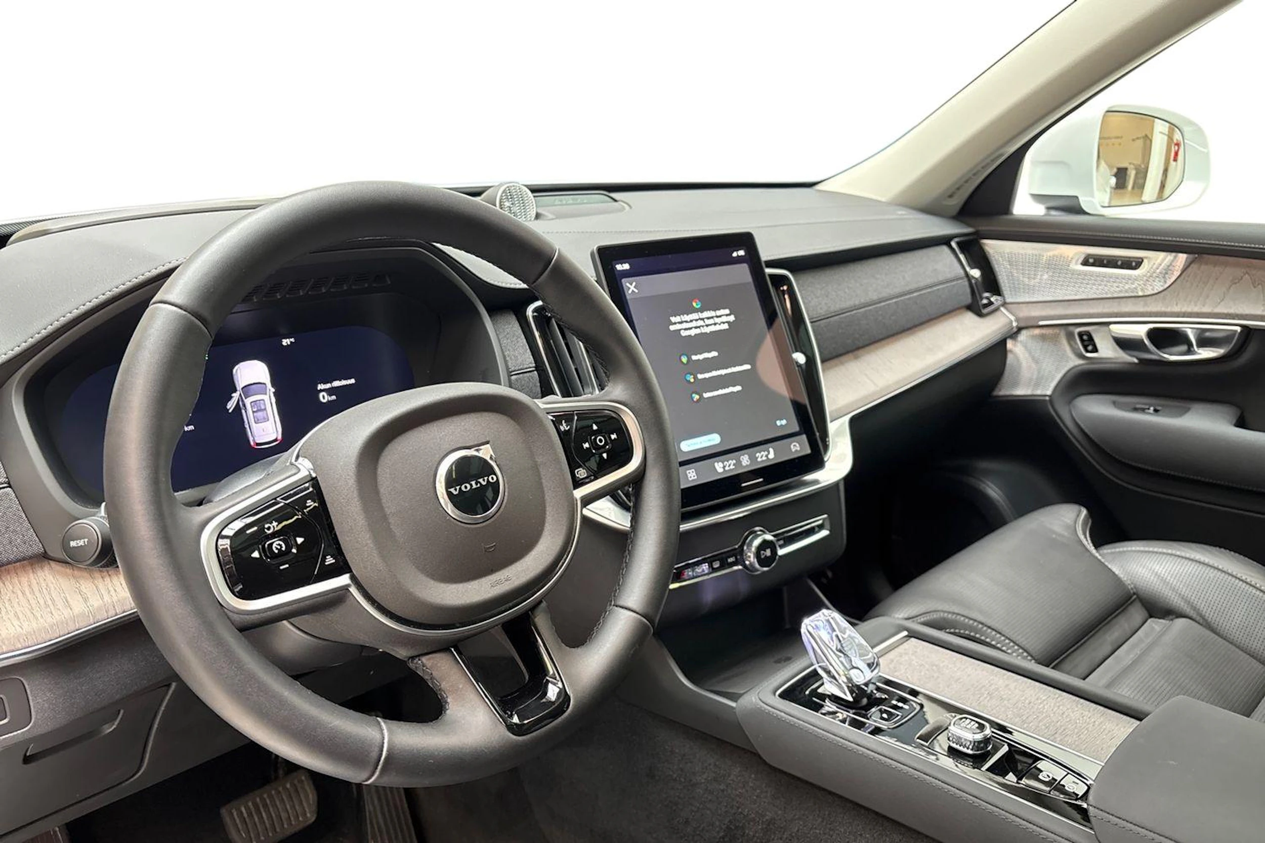 valkoinen Volvo XC90 2026 kuva 6.