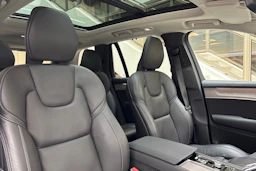 valkoinen Volvo XC90 2026 kuva 36.